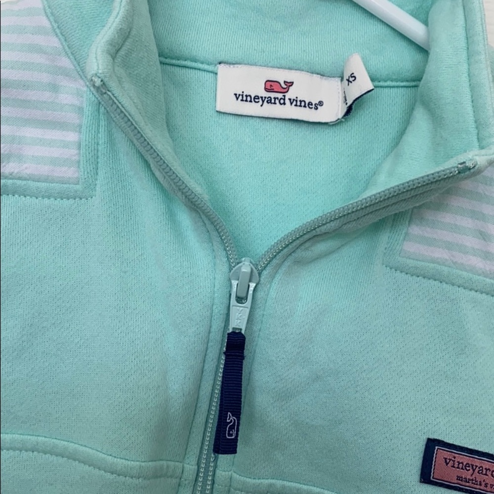 Jacket (vineyard vines ) - Picture 3 of 5